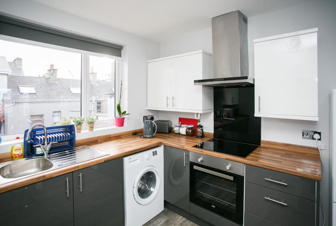 Apt3, No 2 Antrim Gardens, Portrush With Seaview 외부 사진