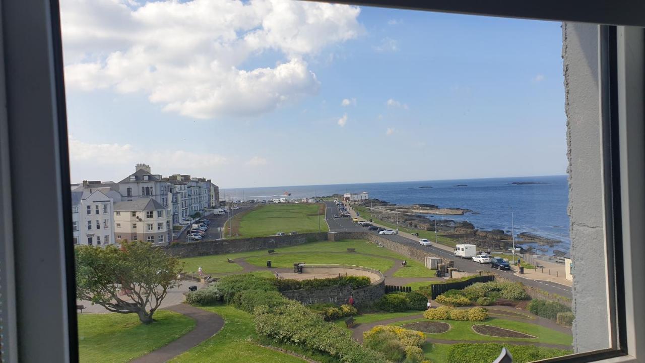 Apt3, No 2 Antrim Gardens, Portrush With Seaview 외부 사진
